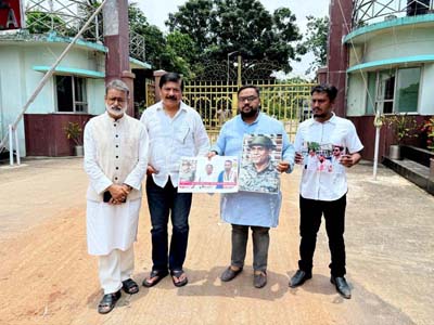 Congress leaders met DIG CRPF to lodge a complaint against one CRPF Assistant Commandant on June 16 who allegedly assaulted Youth Congress workers during a demonstration at Agartala.