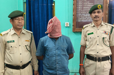 Police of BodhjungNagar police station recovered a large quantity of Yaba tablets from the house of one smuggler in Amtali West Noabadi area on March 22 and arrested him.