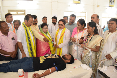 Rajya Sabha MP Rajib Bhattacharjee attended a blood donation camp organised by the Acharjee community at Netaji School complex in Agartala on May 24.