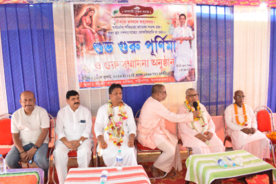 Bhagabati Vaishnav Samaj organised Guru Sanman programme to mark the auspicious occasion of Guru Purnima at Patunagar, at the outskirts of Agartala on July 29.
