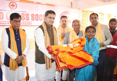 Chief Minister Dr Manik Saha attended blanket distribution drives under the aegis of Red Cross Society in five AMC wards at Agartala on January 17.