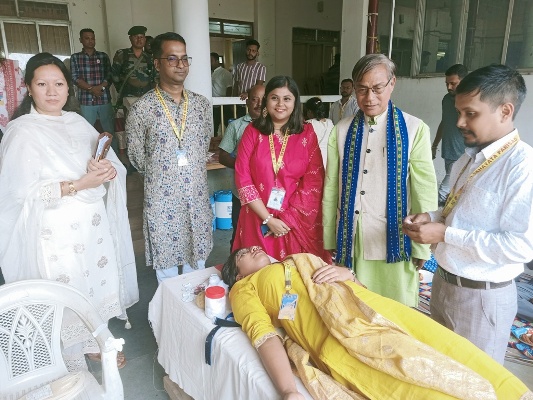 Speaker of Tripura Assembly, Rampada Jamatia attended a blood donation camp organized by Seva Sahayata Parishad at Agartala Press Club on April 26.