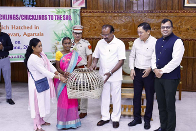 Tripura Governor Indrasena Reddy Nallu distributed ducklings among women hailing from rural areas of Tripura during a programme held at Lok Bhavan in Agartala on June 11.