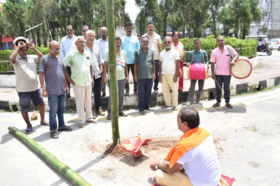 Colonel Chowmuhani Juba Sanstha organised Khuti Puja at Agartala on August 27.