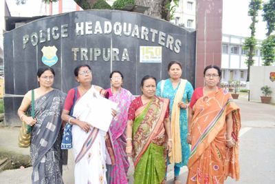 AIDWA leaders meets in a deputation at police headquarters in Agartala on June 25 demanding justice for the deceased Manisha Das, who was found dead at Shantiniketan Medical College in mysterious circumstances.