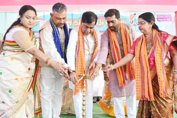 Mayor of Agartala Municipal Corporation (AMC) Dipak Majumdar joined a blood donation camp organized at Blue Lotus Club of Agartala on January 24 .