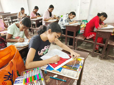 AIDSO organised a sit-and-draw competition for children to mark the birth anniversaries of Kabiguru Rabindranath Tagore and Kazi Nazrul Islam in Agartala on June 7.