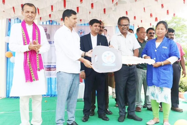 Animal Resource Development Minister Sudhangshu Das flagged off new Mobile Veterinary Units from Pragna Bhavan in Agartala on July 24.