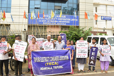 Tripura Electricity Consumers Association (TECA) organised a protest in front of TSECL office in Agartala on July 7 against power tariff hike.