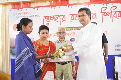 Chief Minister Dr Manik Saha attended a blood donation camp organised by Agiye Cholo Sangha of Agartala on August 1.