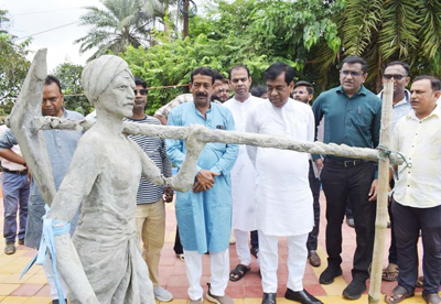 Mayor of Agartala Municipal Corporation (AMC) Dipak Majumder visited the new park on the embankments of river Haora on September 19 before its inauguration.