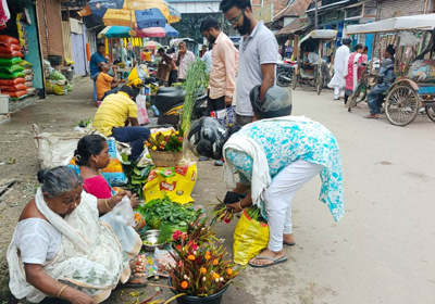 Vendors display Jamai Shasthi essentials at a local market in Agartala ahead of the traditional festival on June 19.