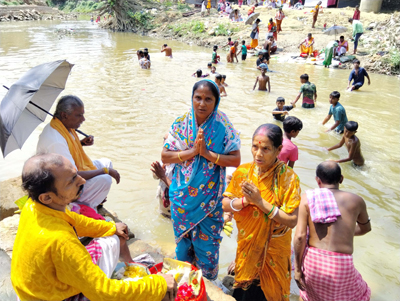 Auspicious ‘Baroni Snan’ was held at Haora River ghat near Pratapgarh area of Agartala on March 17.