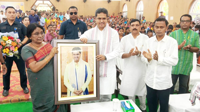 Chief Minister Dr Manik Saha along with MLA Mina Rani Sarkar attended Mann Ki Baat event at Baishnab Tilla in Agartala on September 27.