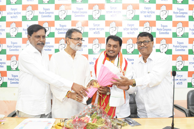 Newly appointed NSUI state president Amir Hossain felicitated at Congress Bhavan in Agartala on July 30 .