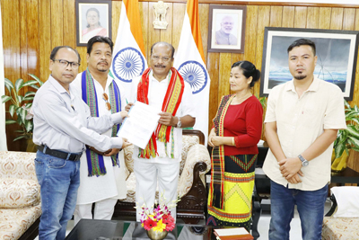 IPFT leaders met Tripura Governor Indrasena Reddy Nallu and submitted a memorandum in support of their demands at Lok Bhavan in Agartala on August 25.
