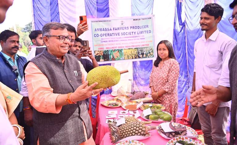 Govt’s commitment ensuring farmers get due respect and support: Agriculture Minister    