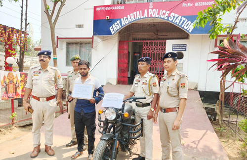 Royal Enfield bike recovers from a border area before smuggle, bike lifter arrested