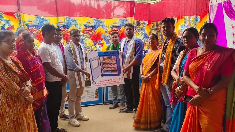 Tripura woman turns self-reliant with handmade Hatchery machines, earns praise from Governor