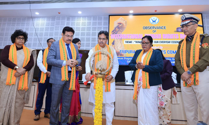 Strengthening human rights requires strong democratic pillars: CM