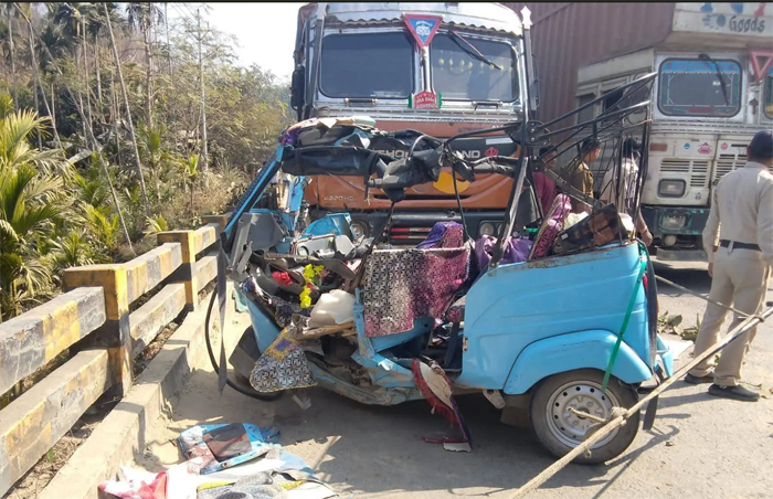 Tripura: 4 killed, 2 injured in truck-auto rickshaw crash