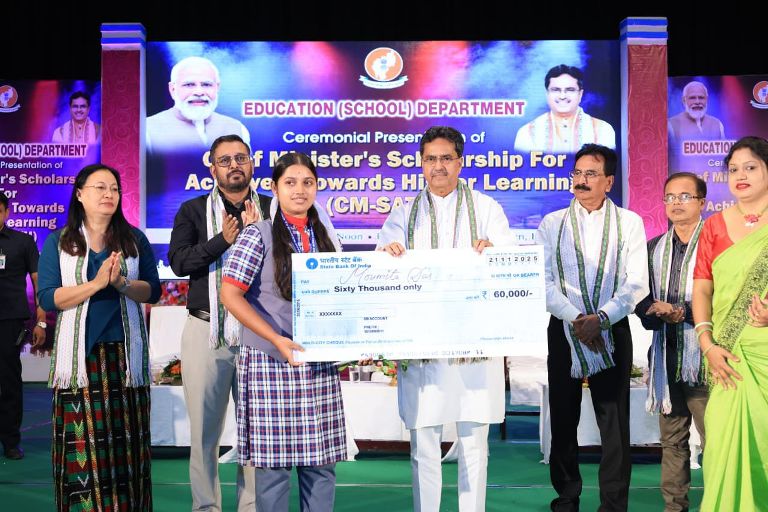 Govt strengthening education system through key initiatives: CM