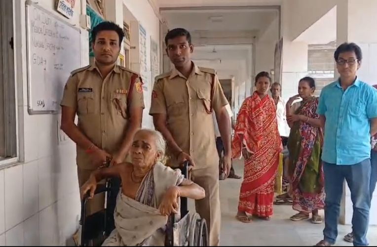 85-year-old woman allegedly tortured by son in Kalyanpur; admitted to hospital, police launch probe